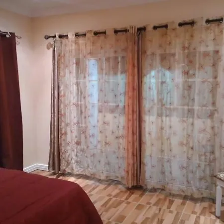 Ocho Rios Hideaway Apartment Exterior photo